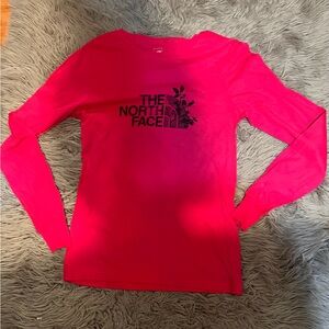 The North Face Women's Pink Long Sleeve Top